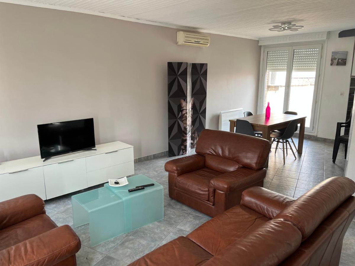 Appartement 2 Chambres Spacieuses Avec Terrasse Brouckerque Exterior foto
